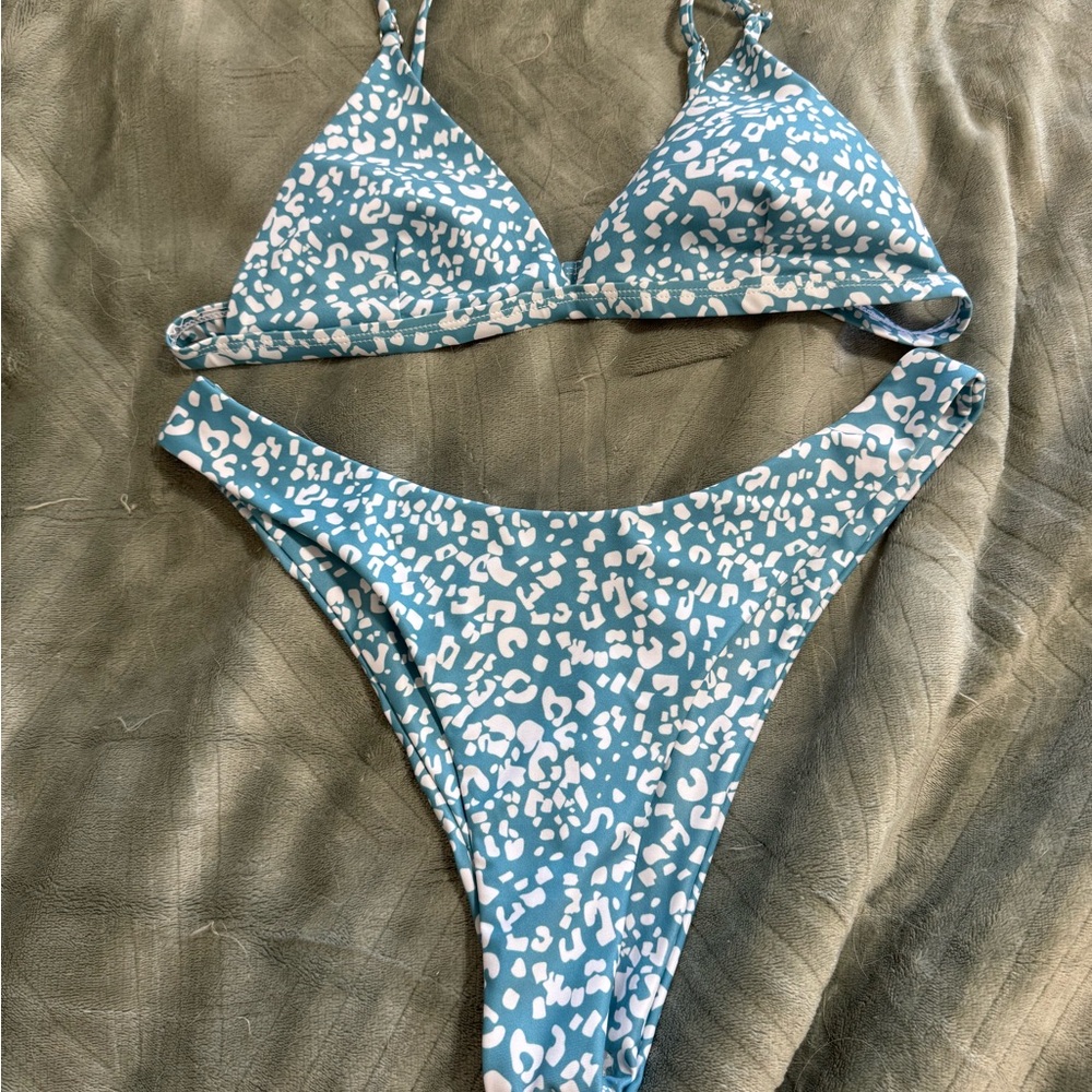 SHEIN Leopard Print Bikini